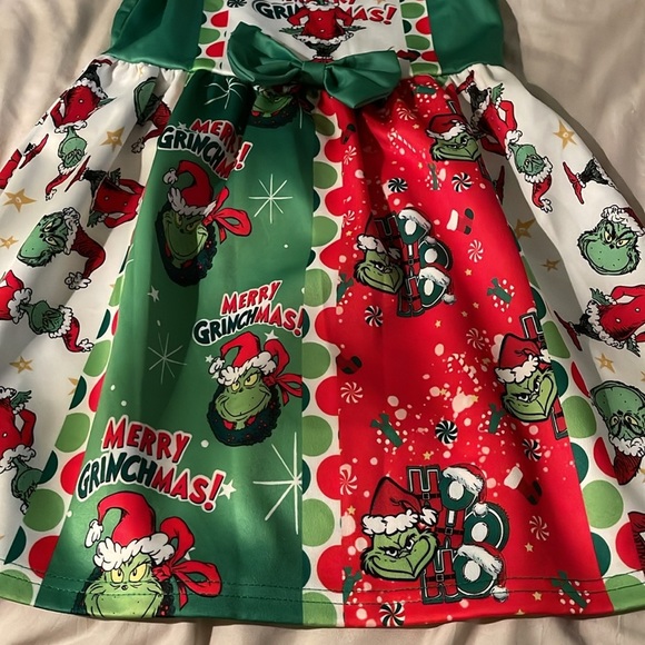 Grinchmas dress - Picture 3 of 5